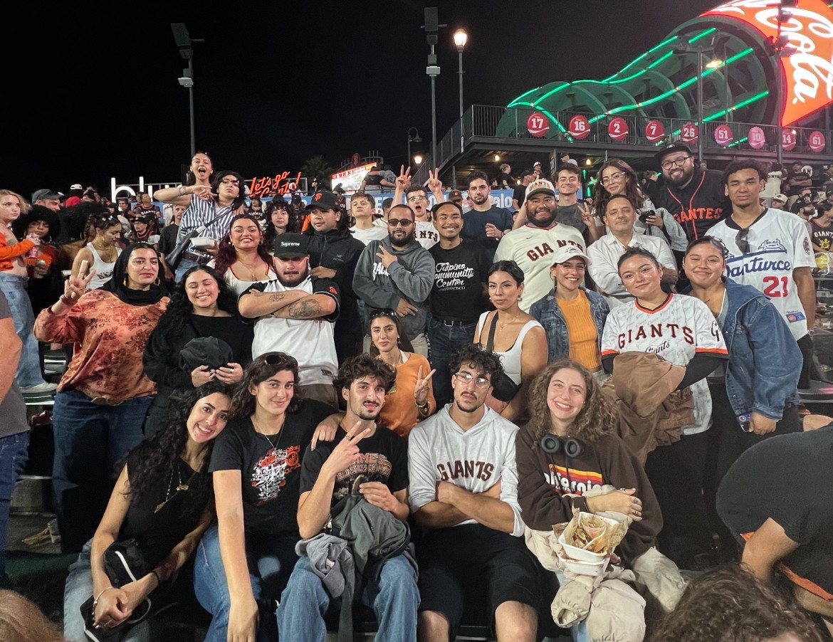 More SFSU students at a Giants game.